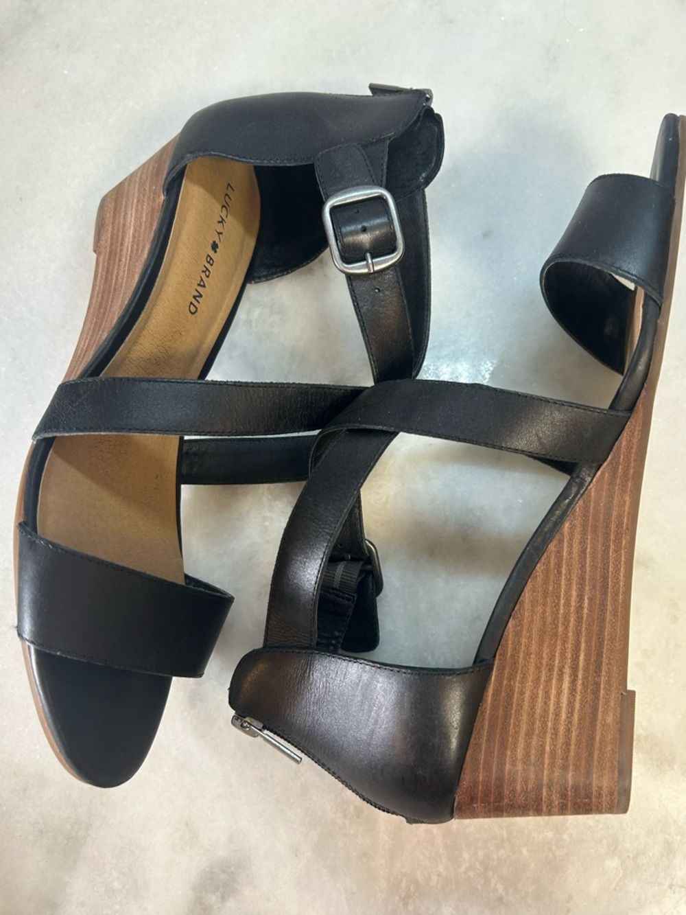Lucky Brand Black Leather Crisscross Strap Sandals - Picture 3 of 7